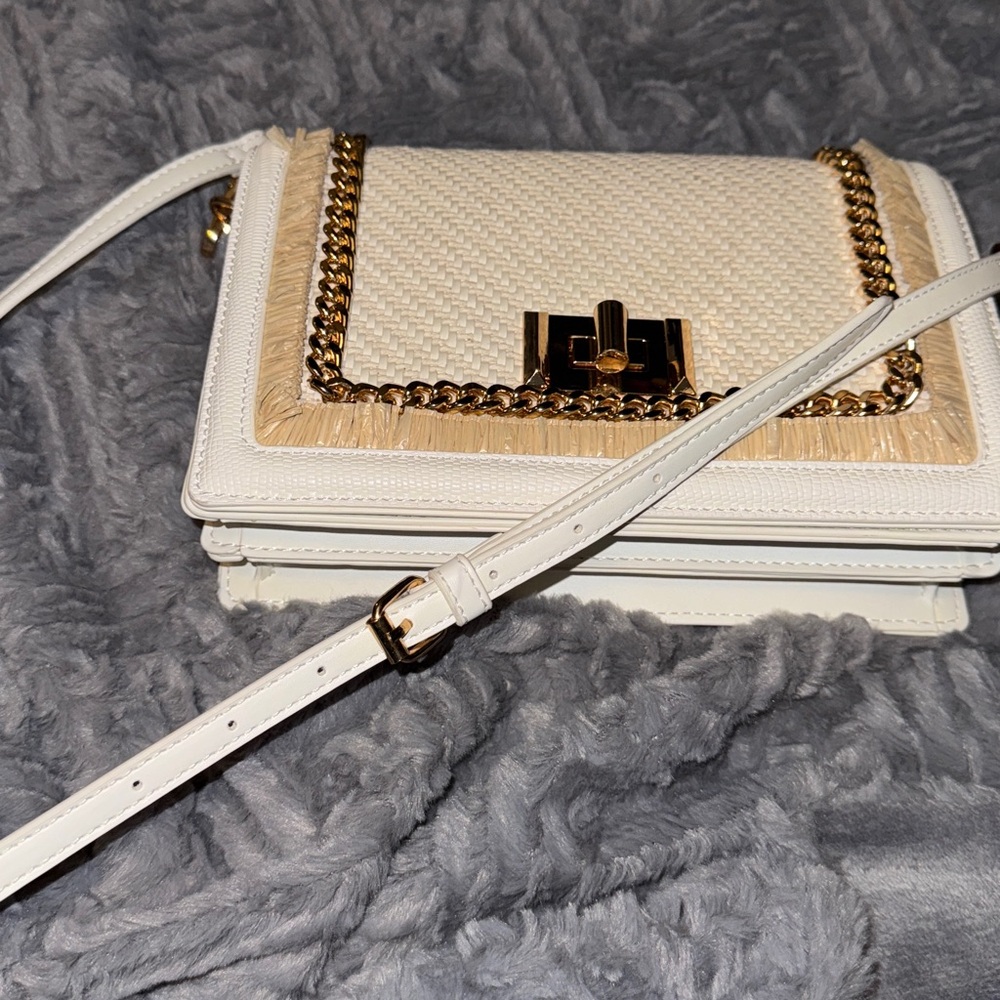Also Crossbody Handbag White with Gold - Picture 6 of 11